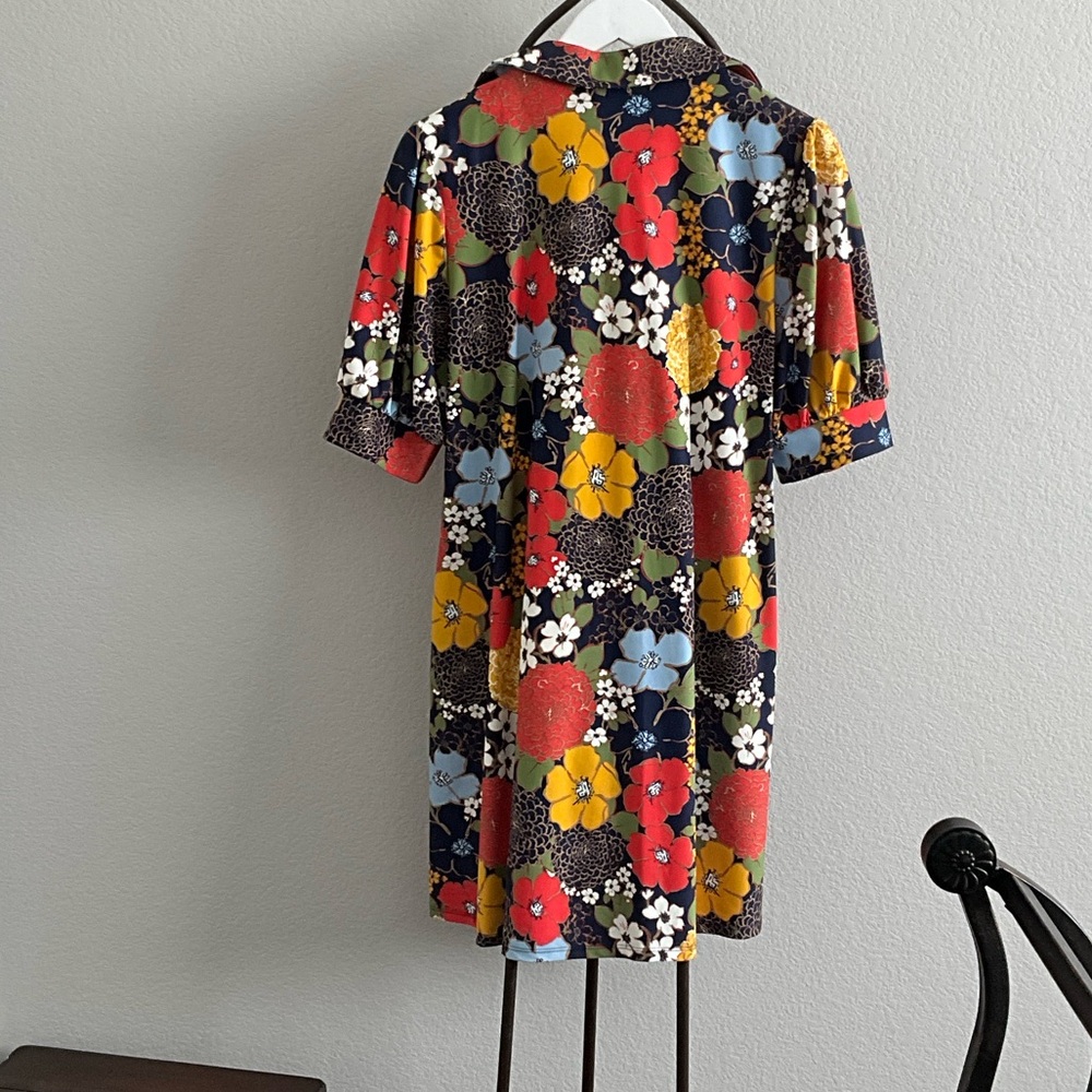 Jude Connally Multicolor Floral Midi Dress - Red, Yellow, Blue, Black - Picture 2 of 2